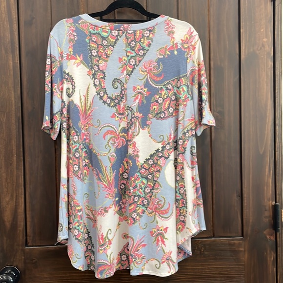 NWT! Glitzy Girlz top! - Picture 6 of 6